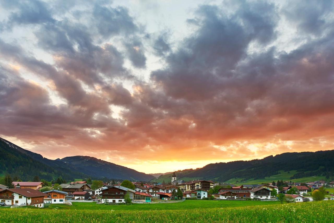 Hotel Hohenfels Tannheim Exteriér fotografie